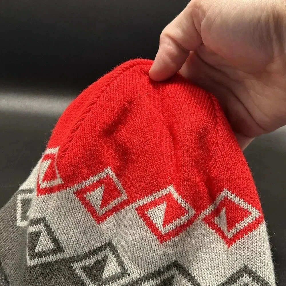 The North Face Beanie Unisex Small Grey Red Pull On Stretchy Knit